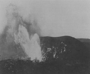 Fountaining lava and volcanic debris during the 1959 Kilauea Iki eruption of Kilauea Volcano, Hawaii. SOURCE: U.S. Geological Survey